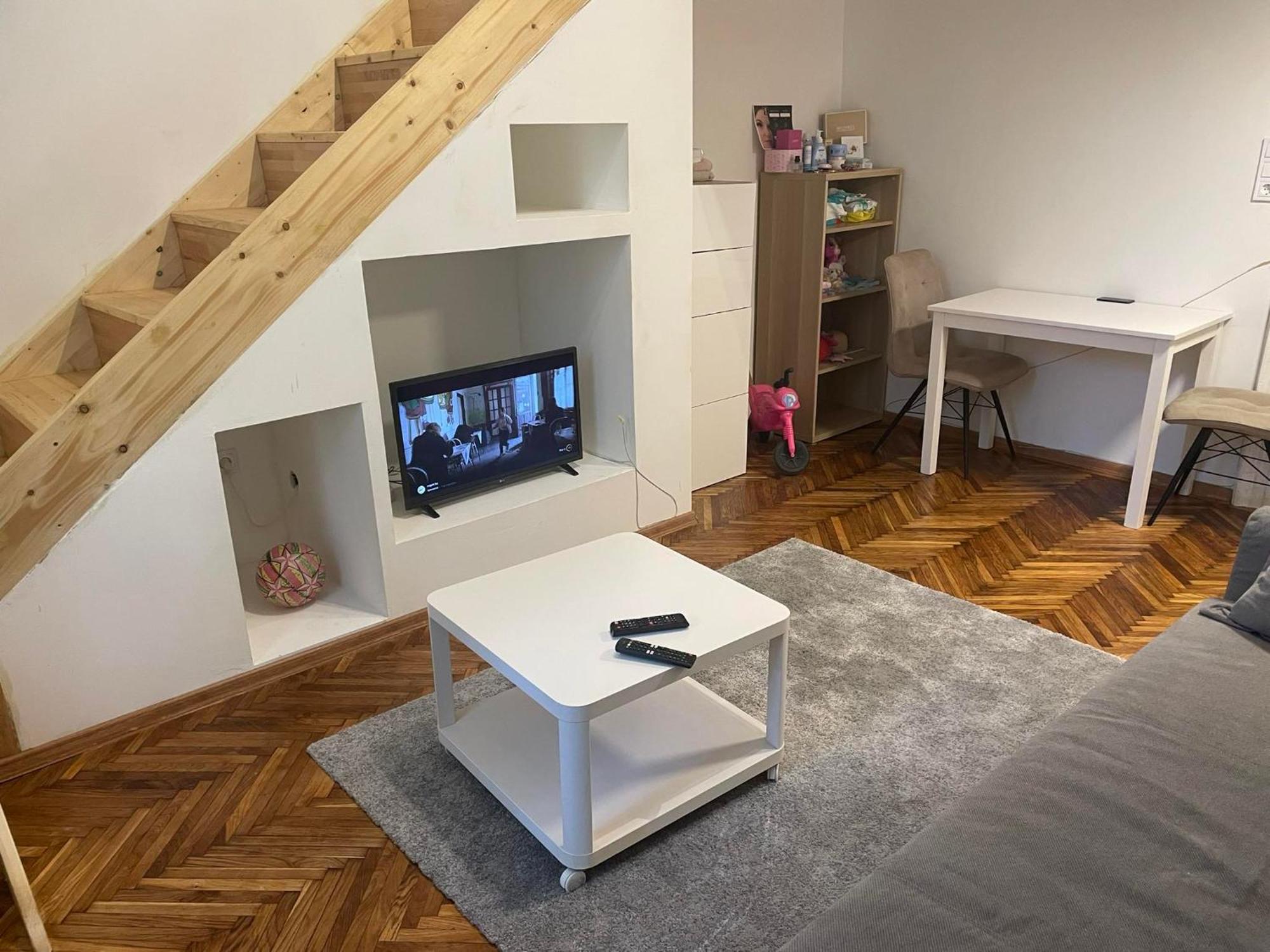Gogolove Cozy Apartment บูดาเปสต์ ภายนอก รูปภาพ